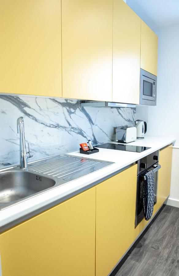 Bells Court Studios - Sheffield City Centre, Opulent Living Serviced Accommodation Exterior foto